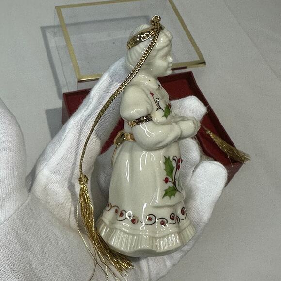 LENOX Christmas Holiday Ornament Set Mr. & Mrs. Santa Claus Holly Berries - Picture 7 of 12